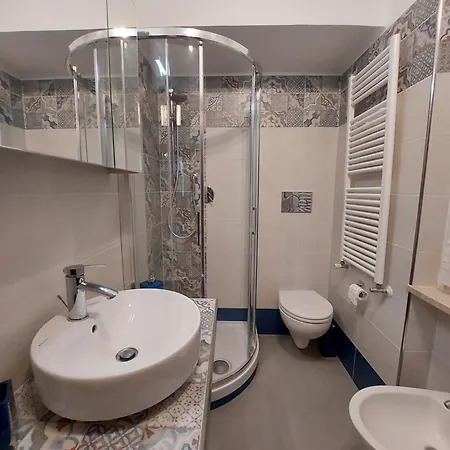 C R A Zy For Rhome شقة روما